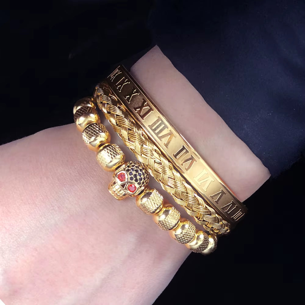 Luxury Roman Royal Skull Charm Bracelet – Gold-Plated Crown Charm