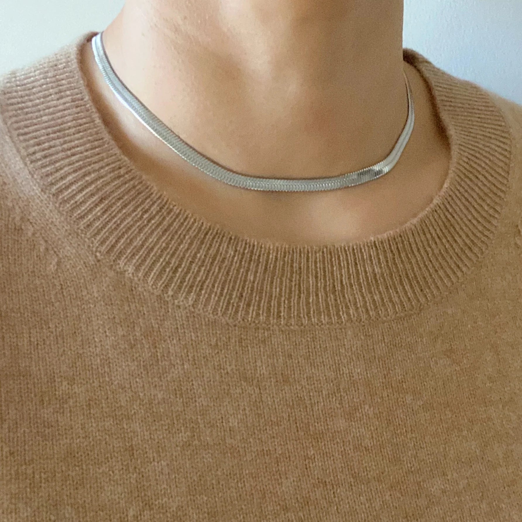 Simply Herringbone Chain Necklace – Sleek and Timeless 